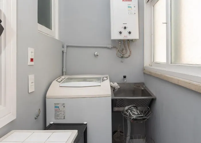 Apto 3 Quartos Com Churrasqueira Na Auxiliadora * Porto Alegre